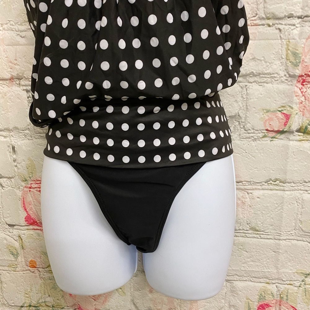 Swimming suit